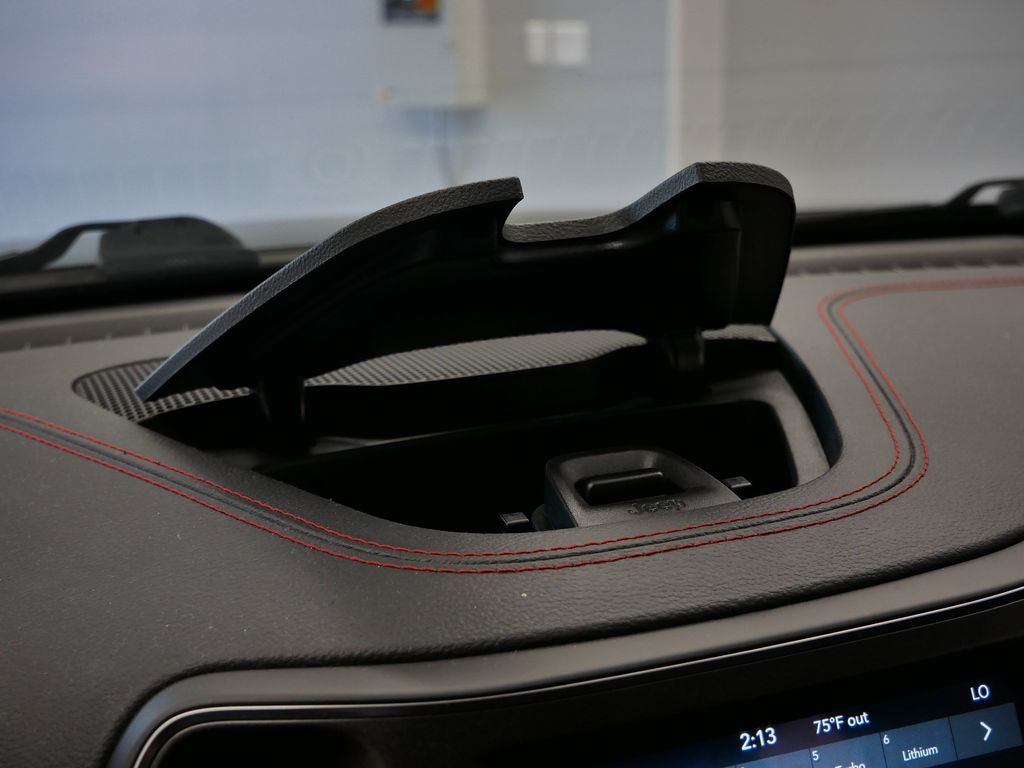 Thumbnail: 2022 Jeep Cherokee - 45