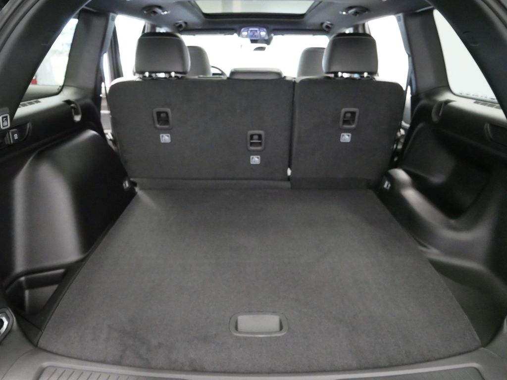 Thumbnail: 2025 Jeep Grand Cherokee - 9