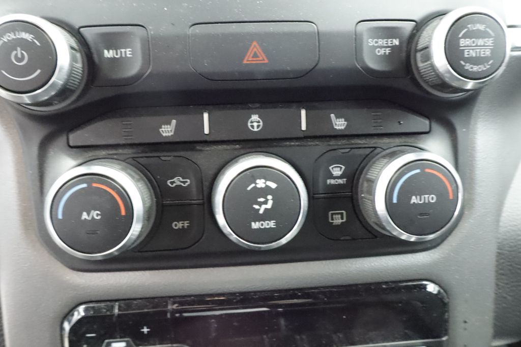 Thumbnail: 2019 RAM 1500 - 34