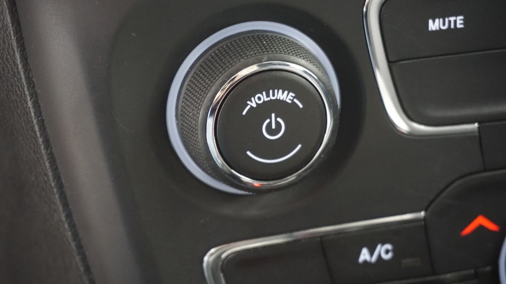 Thumbnail: 2018 Jeep Compass - 37