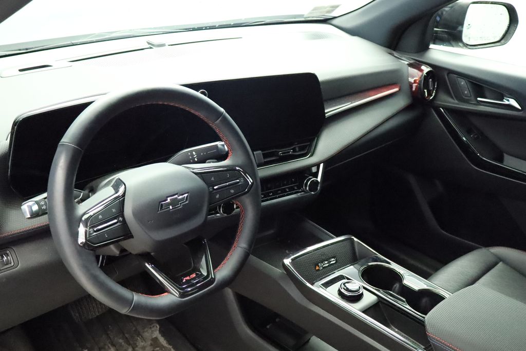 Thumbnail: 2025 Chevrolet Equinox - 32