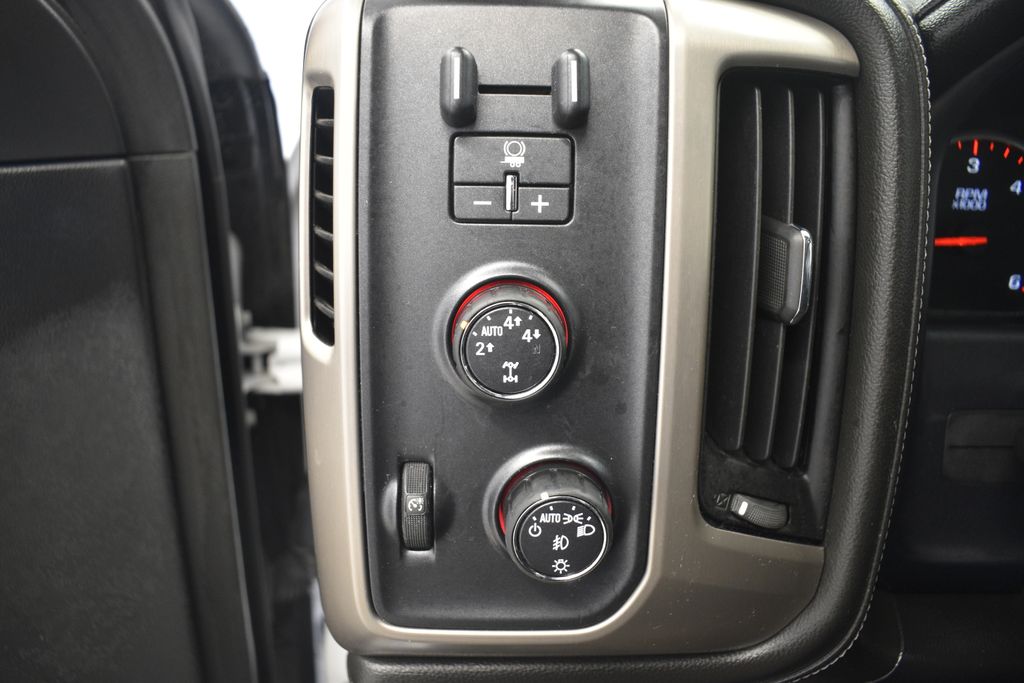 Thumbnail: 2016 GMC Sierra 1500 - 33