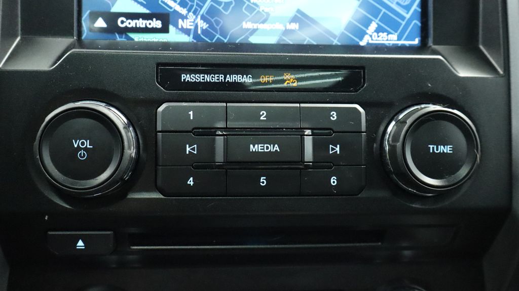 Thumbnail: 2018 Ford F-150 - 41