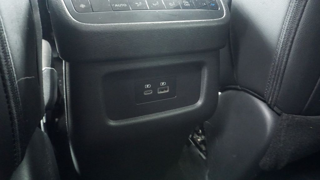 Thumbnail: 2023 Nissan Pathfinder - 31