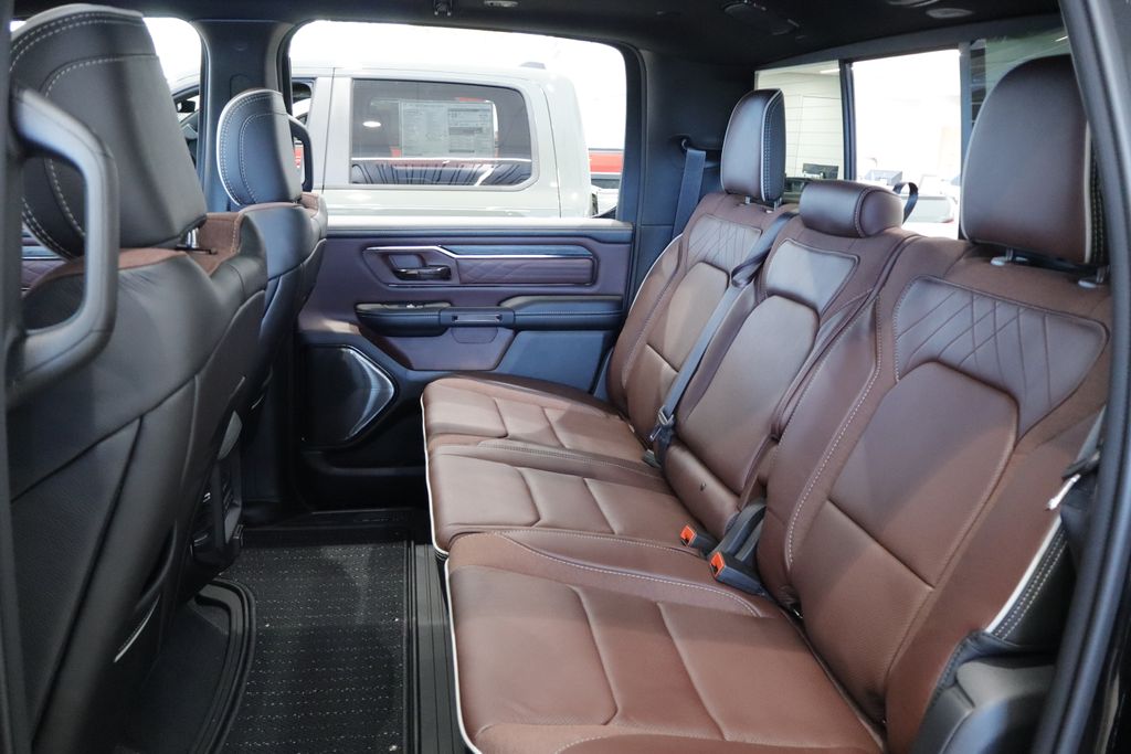 Thumbnail: 2026 RAM 1500 - 17