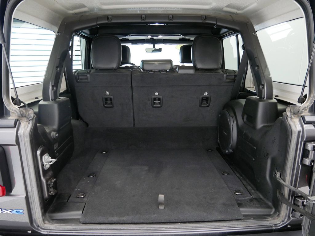 Thumbnail: 2022 Jeep Wrangler - 13