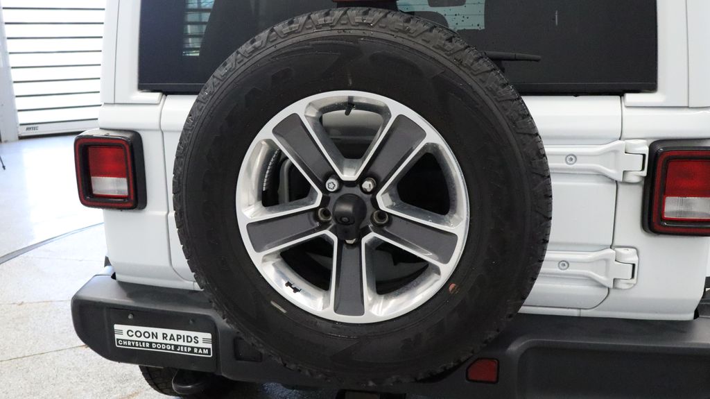 Thumbnail: 2021 Jeep Wrangler - 15