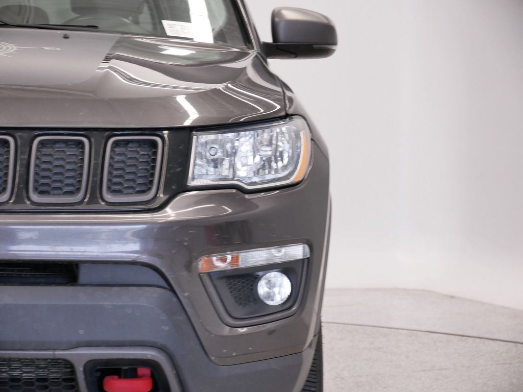 Thumbnail: 2020 Jeep Compass - 13