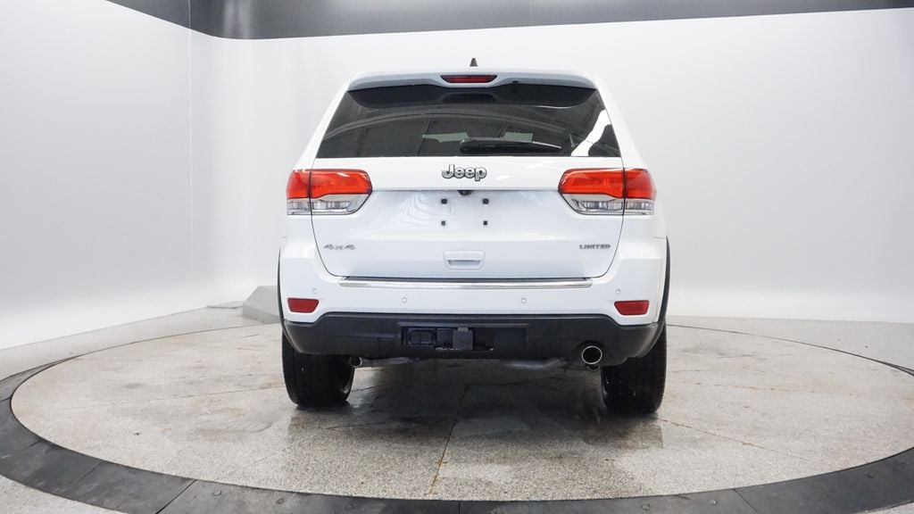 Thumbnail: 2015 Jeep Grand Cherokee - 4