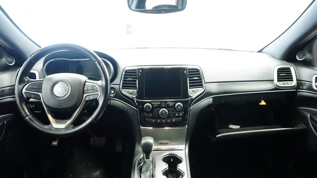 Thumbnail: 2021 Jeep Grand Cherokee - 24