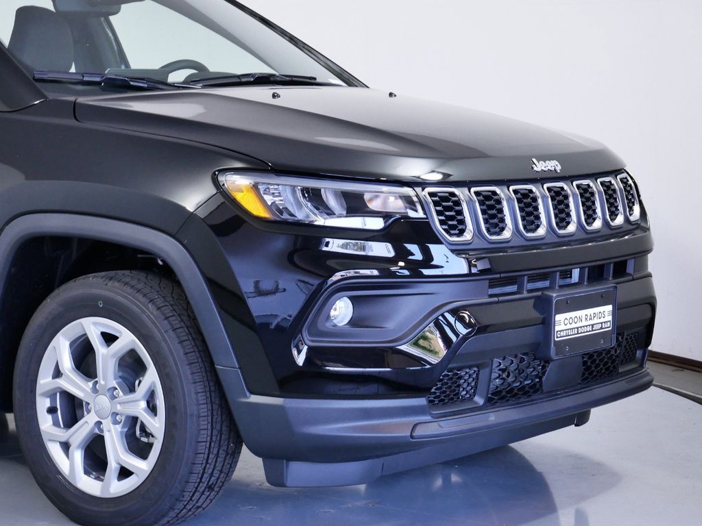 Thumbnail: 2024 Jeep Compass - 3
