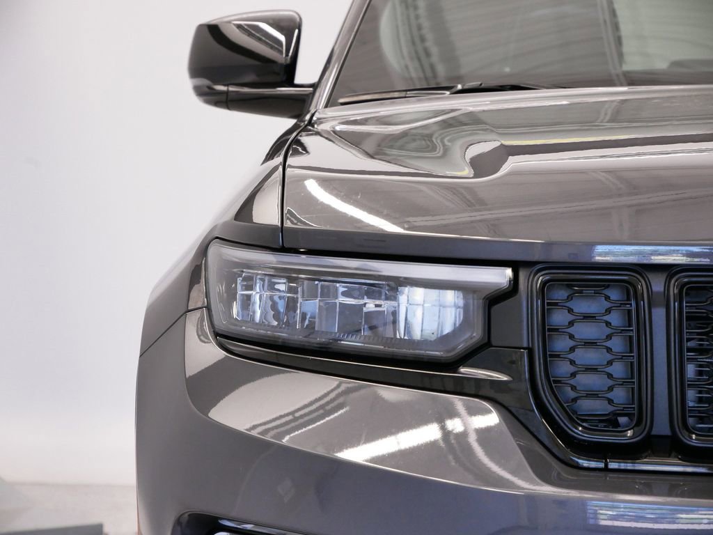 Thumbnail: 2024 Jeep Grand Cherokee - 51