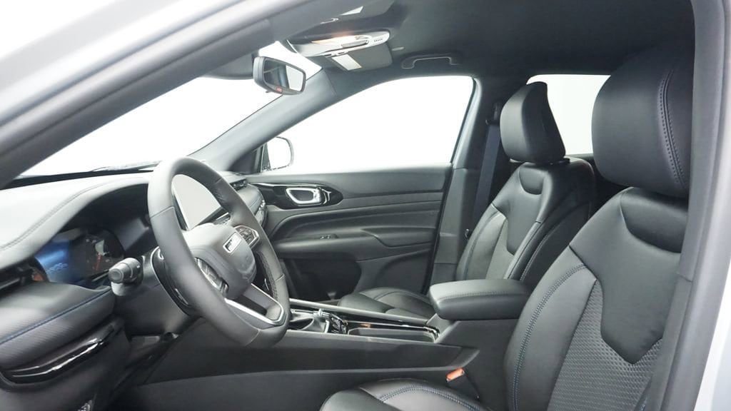 Thumbnail: 2026 Jeep Compass - 32