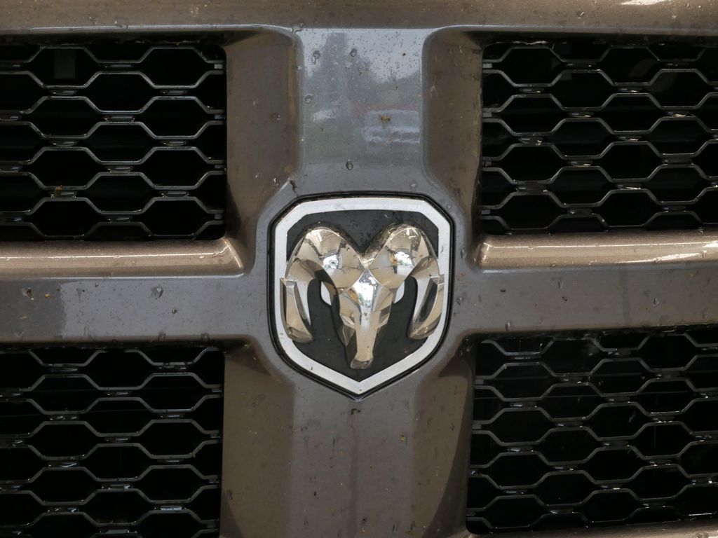 2015 RAM 1500 Express 14