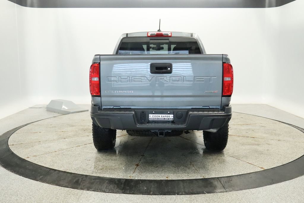Thumbnail: 2022 Chevrolet Colorado - 4