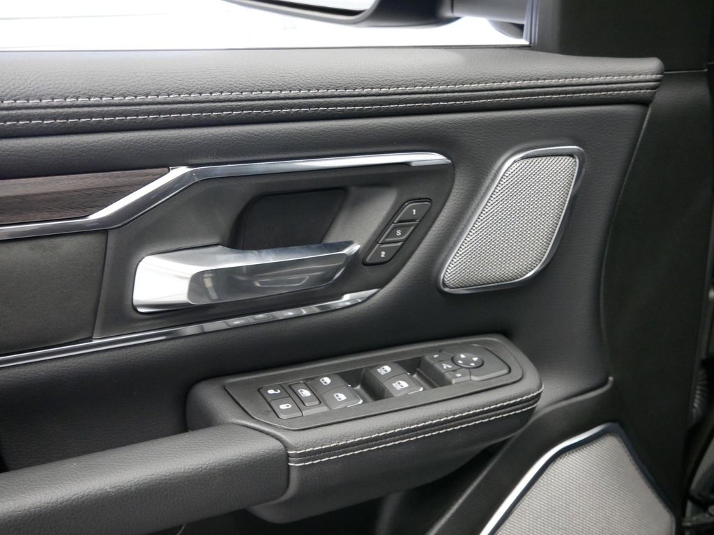 Thumbnail: 2026 RAM 1500 - 7