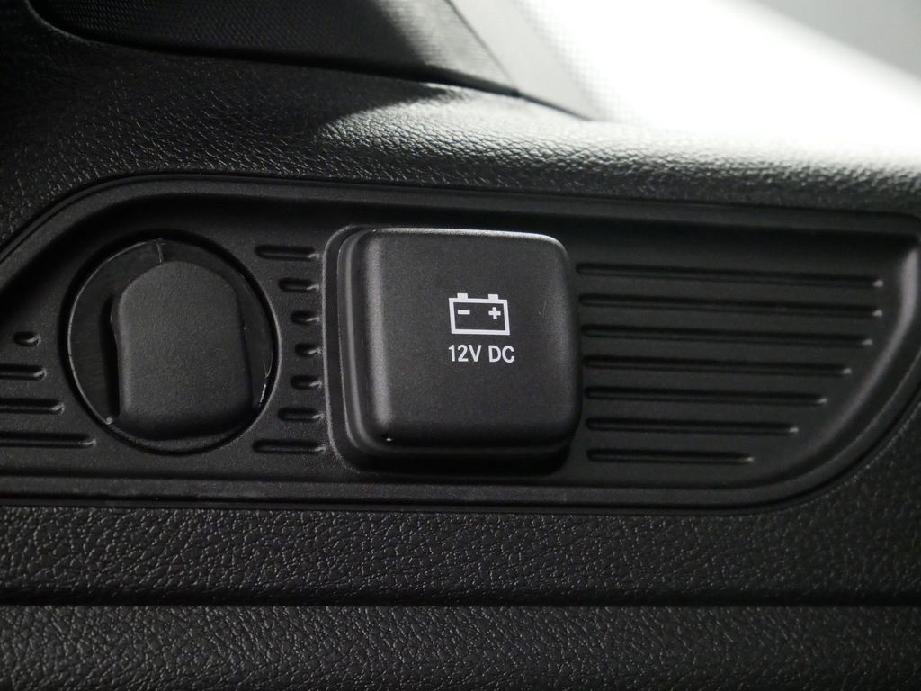 Thumbnail: 2025 Jeep Grand Cherokee - 30