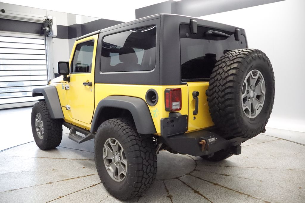 Thumbnail: 2015 Jeep Wrangler - 9