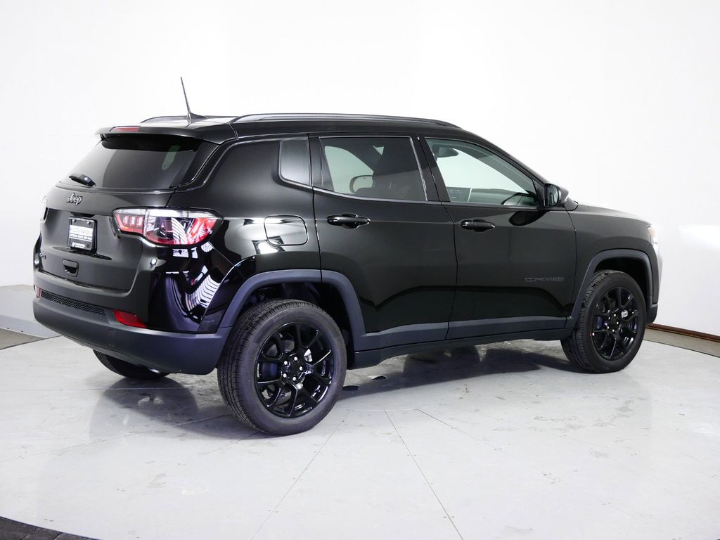 Thumbnail: 2024 Jeep Compass - 20