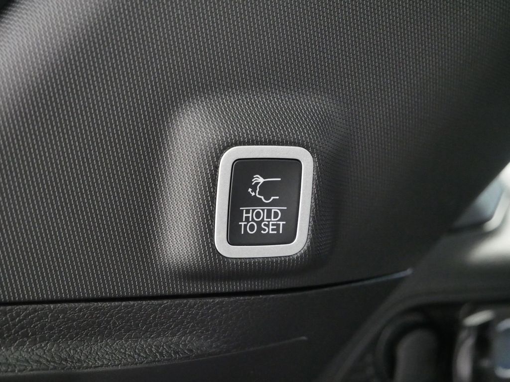 Thumbnail: 2025 Jeep Grand Cherokee - 15