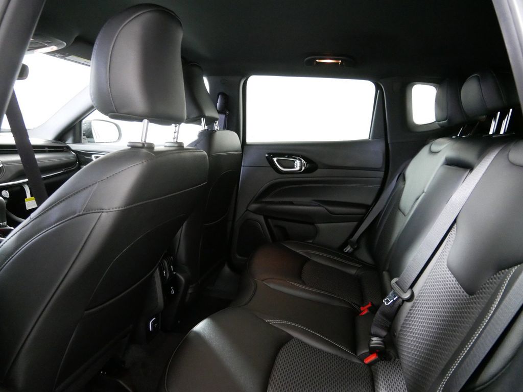 Thumbnail: 2024 Jeep Compass - 27