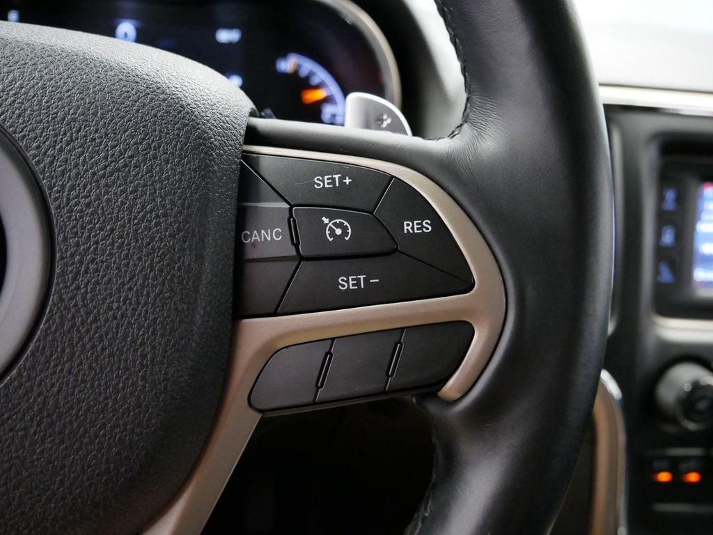 Thumbnail: 2014 Jeep Grand Cherokee - 24