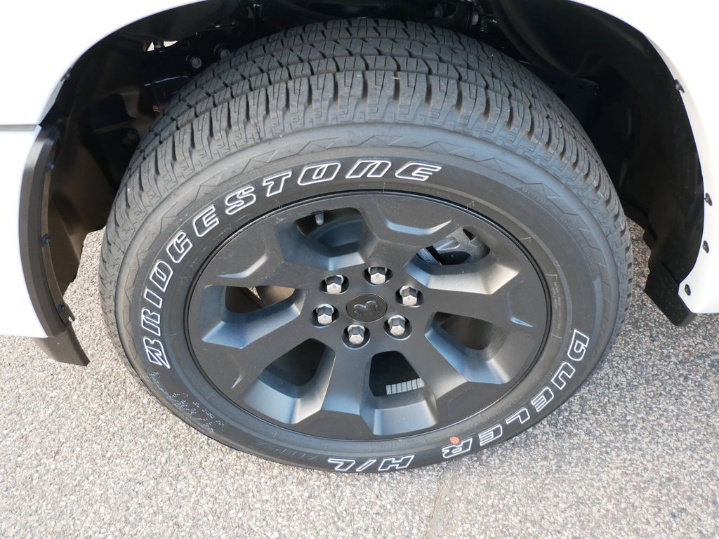 Thumbnail: 2026 RAM 1500 - 22