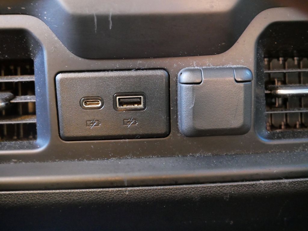 Thumbnail: 2019 Chevrolet Silverado 1500 - 15