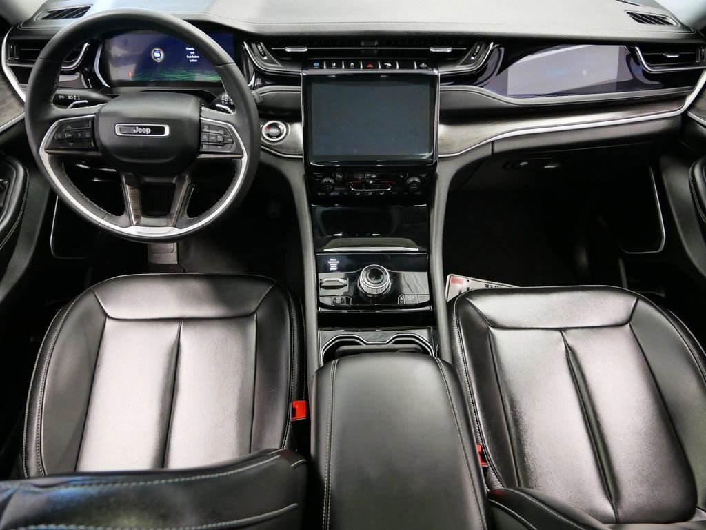 Thumbnail: 2023 Jeep Grand Cherokee - 20