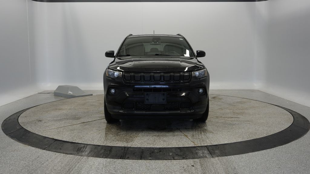 Thumbnail: 2022 Jeep Compass - 12