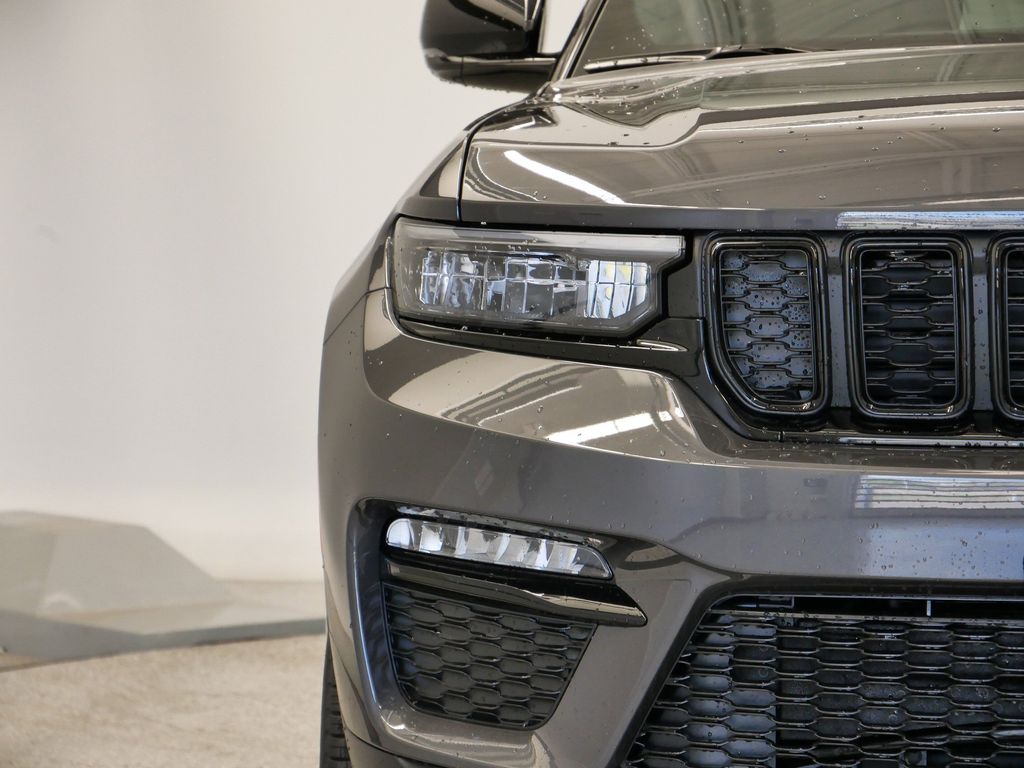 Thumbnail: 2025 Jeep Grand Cherokee - 48