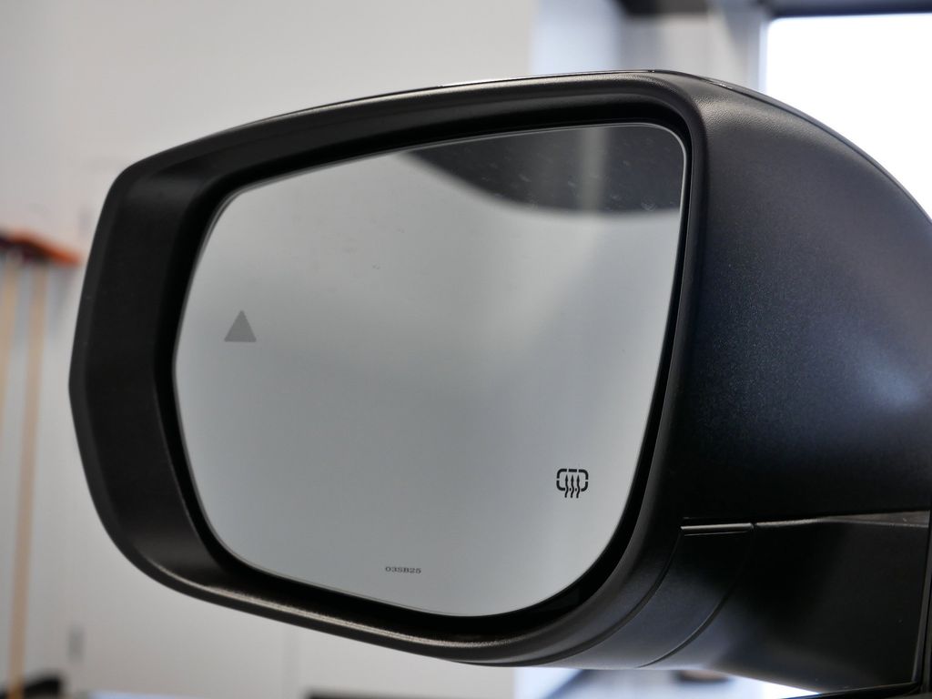 Thumbnail: 2025 Jeep Grand Cherokee - 24