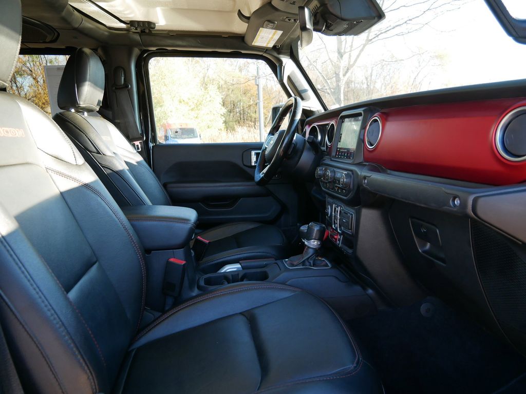 Thumbnail: 2020 Jeep Gladiator - 24