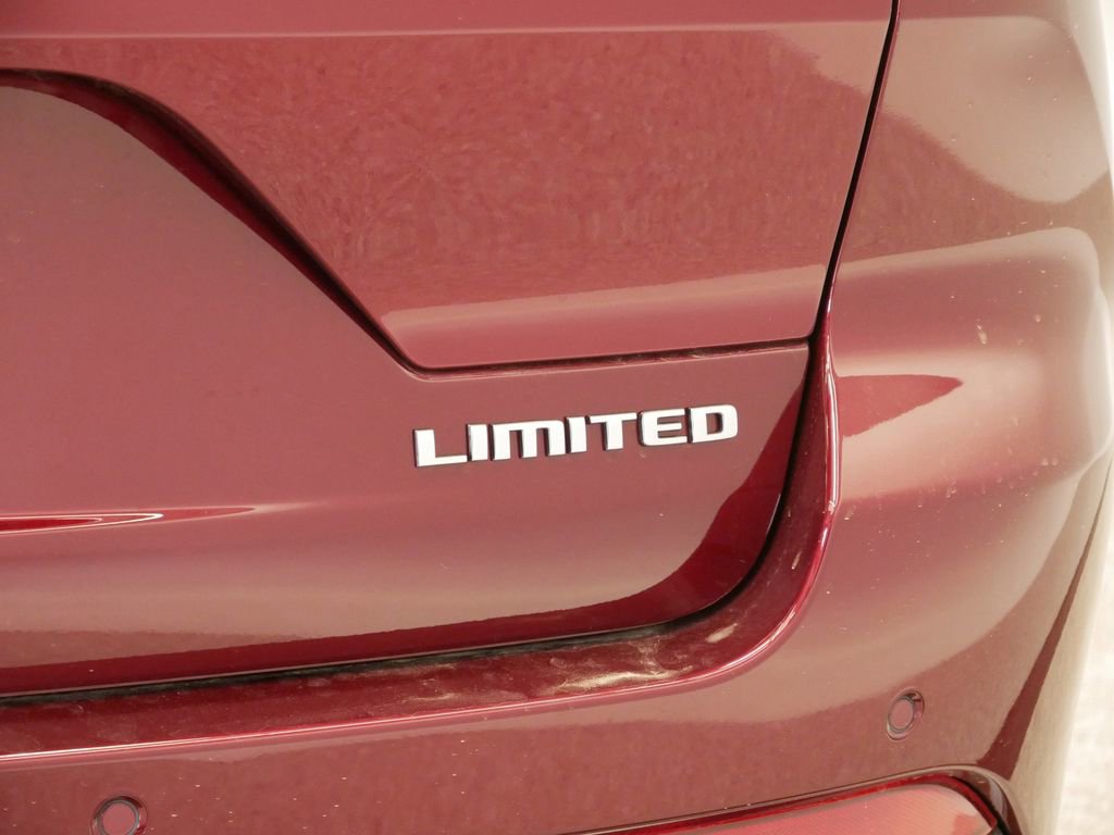 2025 Jeep Grand Cherokee Limited Edition 13