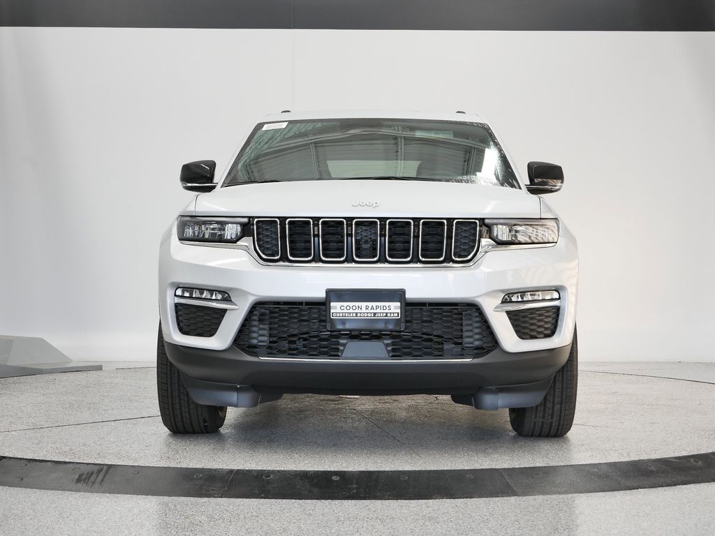 Thumbnail: 2025 Jeep Grand Cherokee - 49