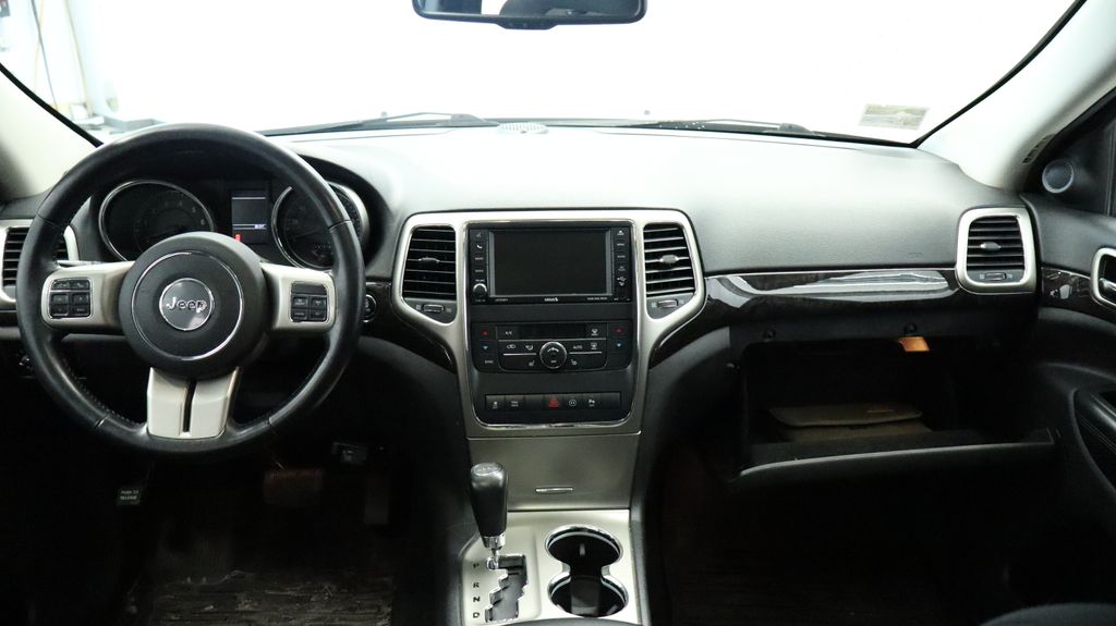 Thumbnail: 2012 Jeep Grand Cherokee - 21