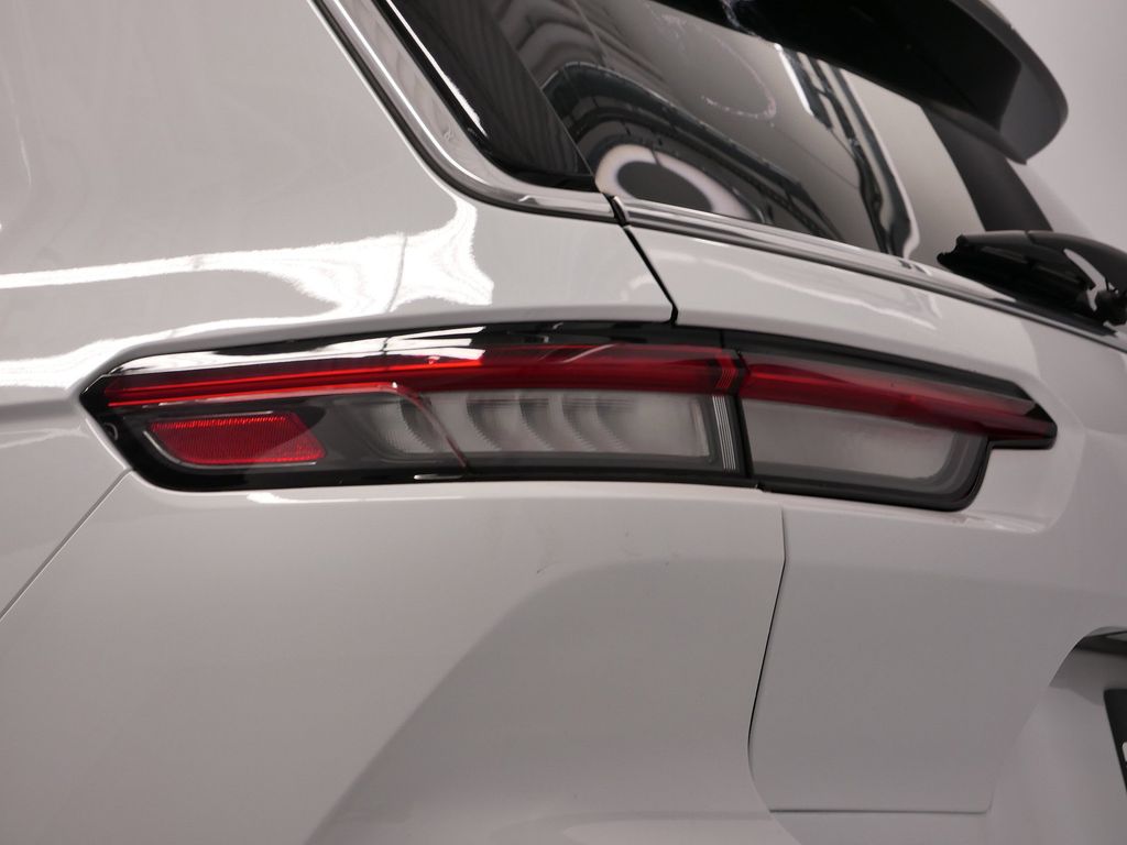 Thumbnail: 2025 Jeep Grand Cherokee L - 16