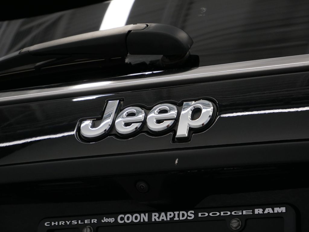Thumbnail: 2024 Jeep Compass - 22