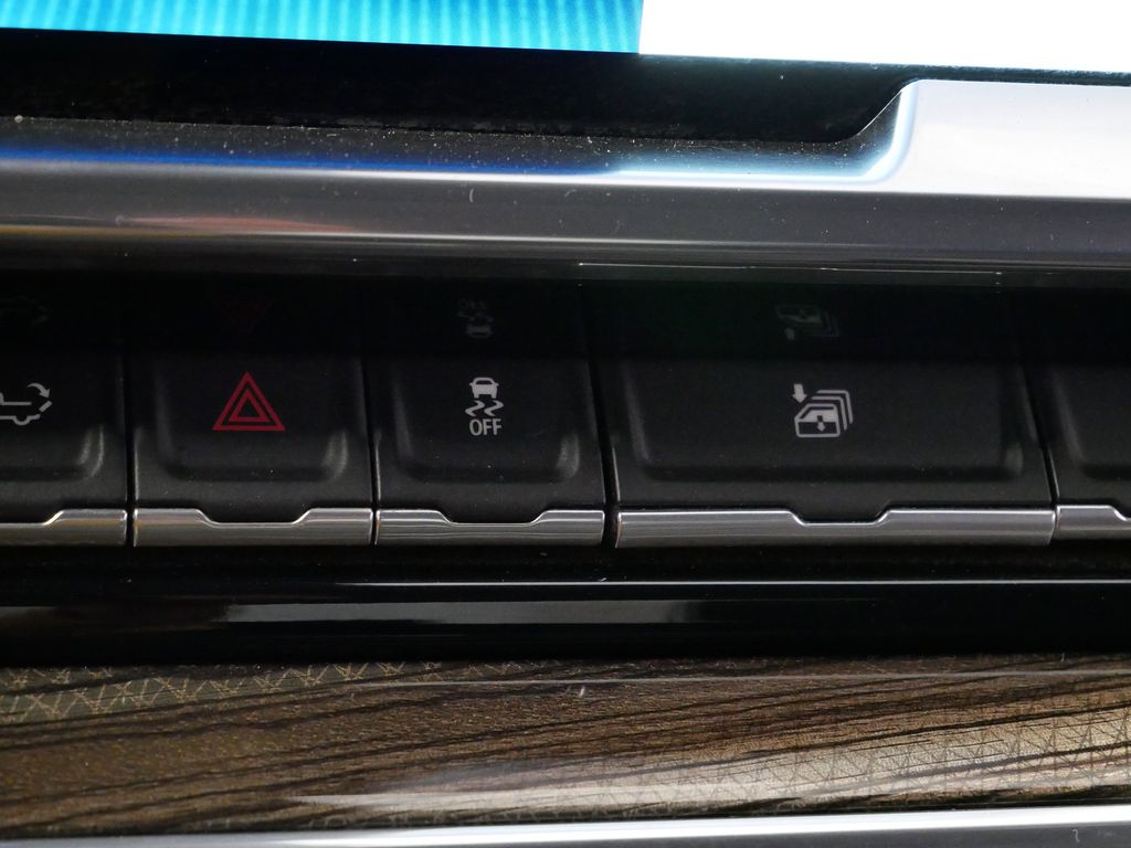 Thumbnail: 2023 Chevrolet Silverado 1500 - 26