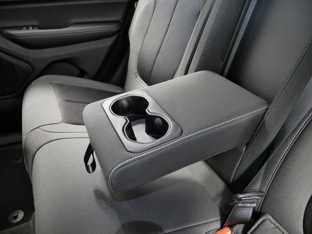 Thumbnail: 2025 Jeep Grand Cherokee - 9