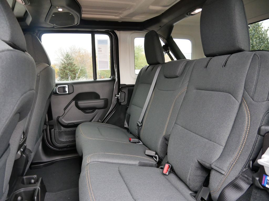 Thumbnail: 2026 Jeep Wrangler - 9