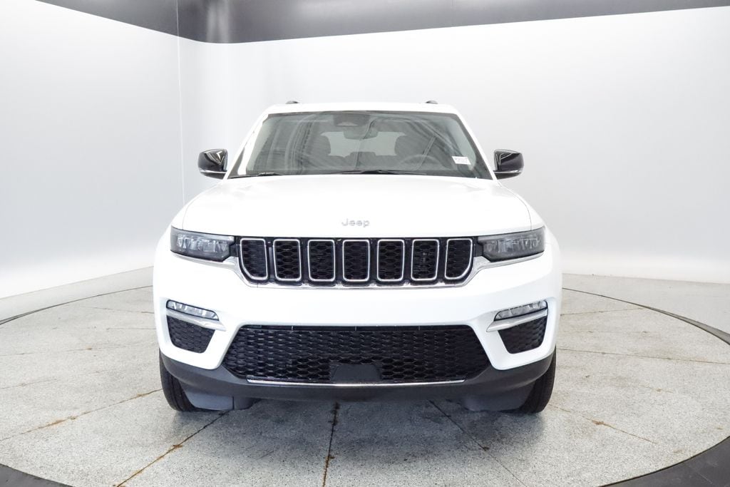 Thumbnail: 2023 Jeep Grand Cherokee - 11