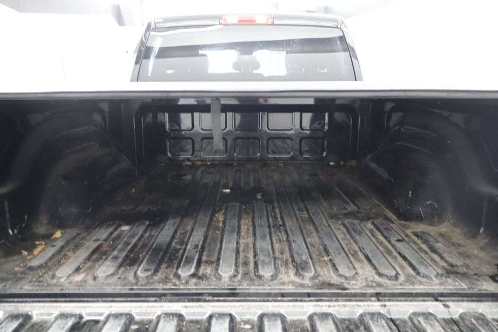Thumbnail: 2021 RAM 1500 Classic - 19