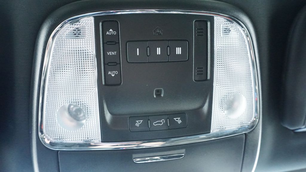 Thumbnail: 2020 Dodge Durango - 38