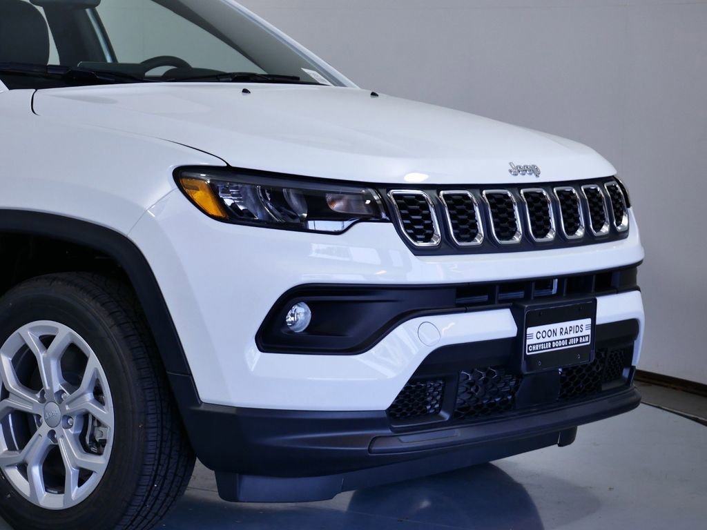 Thumbnail: 2024 Jeep Compass - 3