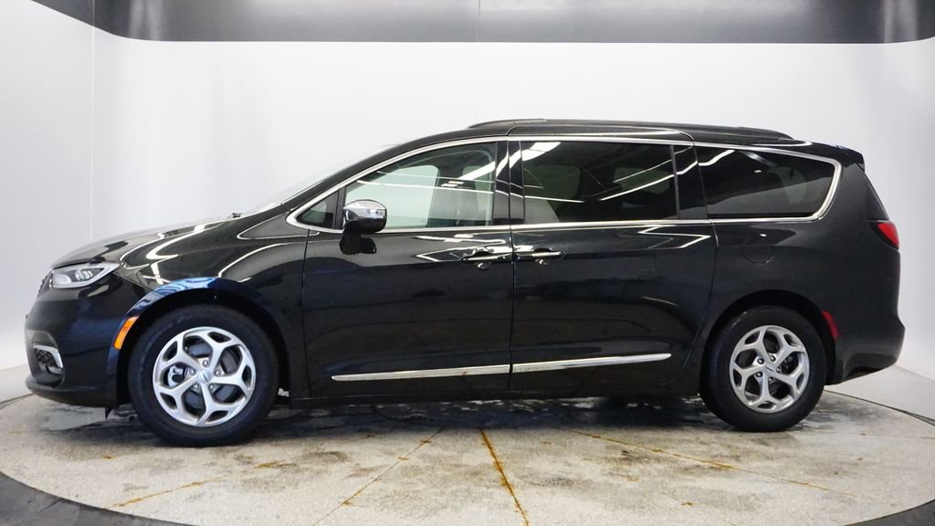 Thumbnail: 2023 Chrysler Pacifica - 2