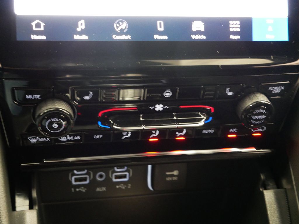 Thumbnail: 2025 Jeep Grand Cherokee - 38