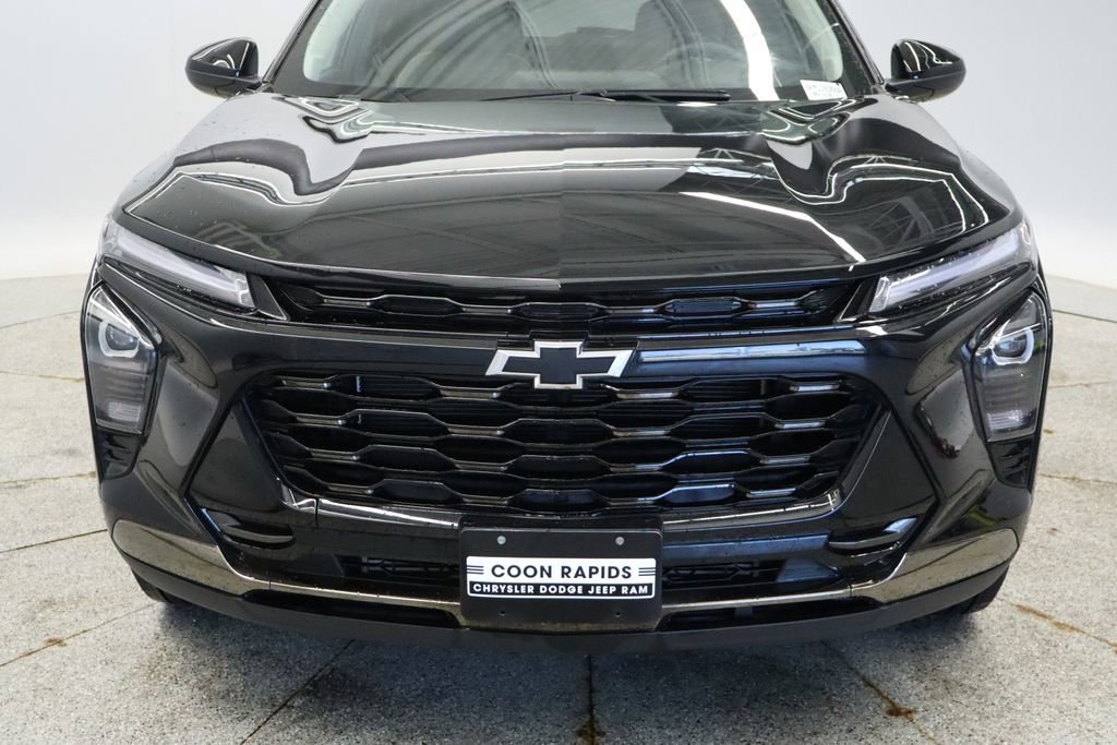 Thumbnail: 2024 Chevrolet Trax - 12