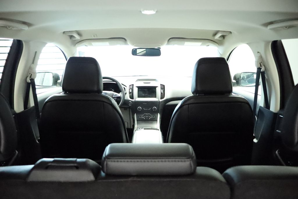 Thumbnail: 2020 Ford Edge - 20