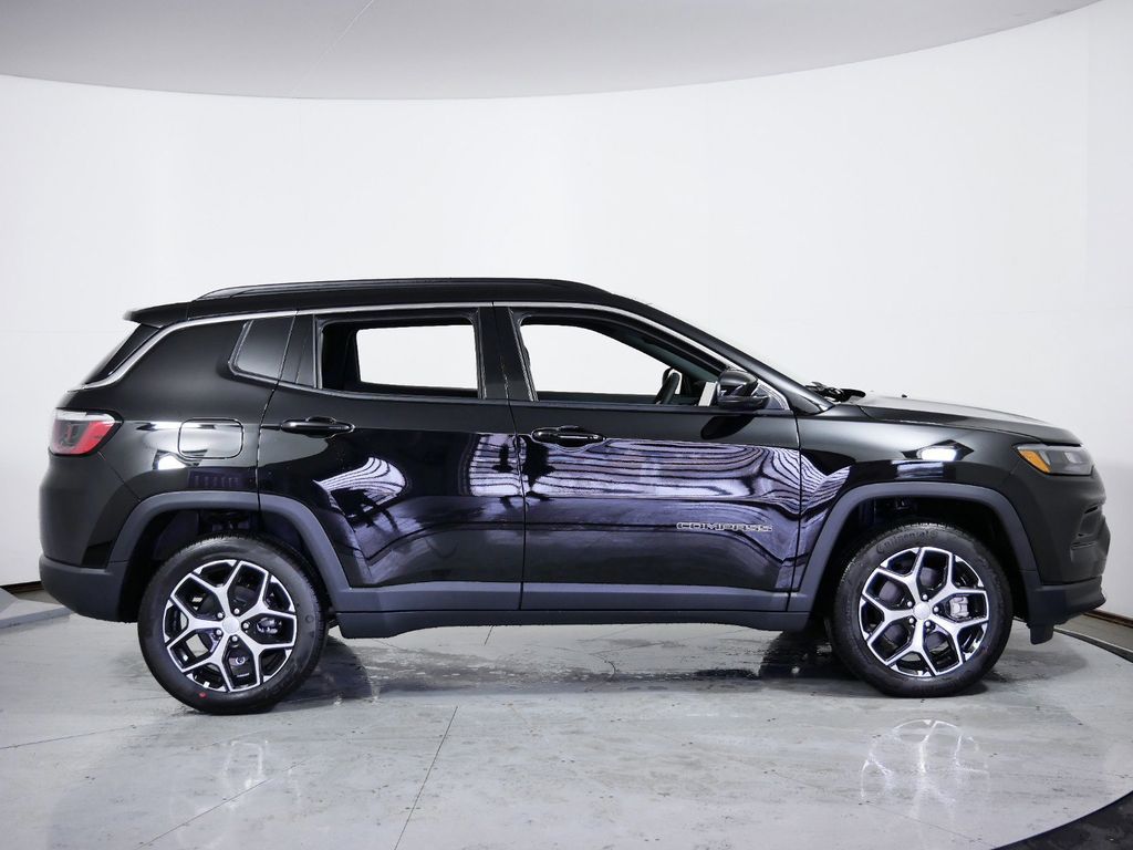 Thumbnail: 2025 Jeep Compass - 8